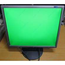 Монитор 19" Samsung SyncMaster 943N на экране малозаметные царапинки (Октябрьский)
